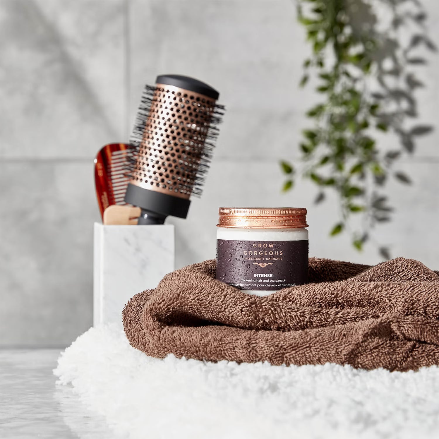 GROW GORGEOUS Masque intensif épaississant pour les cheveux et le cuir chevelu - Masque intensif pour plus de volume, 200 ml