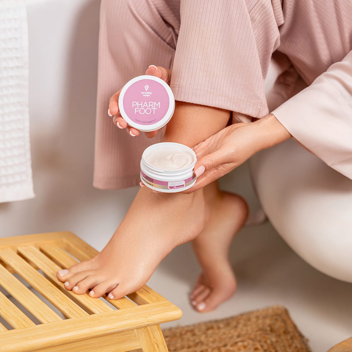 PHARM FOOT Treatment for keratosis with 25% urea & emollients UREA FORTE 75ml
