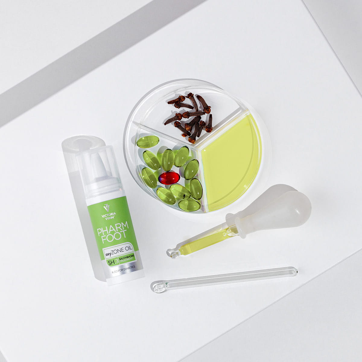 PHARM FOOT : huile concentrée régénérante et apaisante oxyZONE OIL, 15 ml