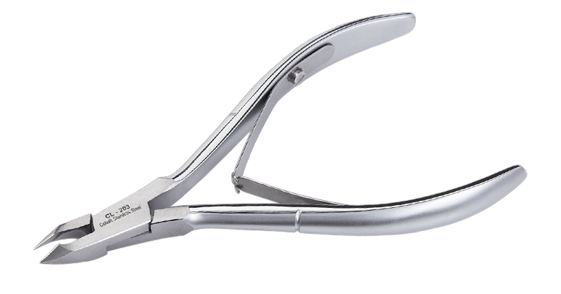 Pince à cuticules NGHIA CL.205 5 mm