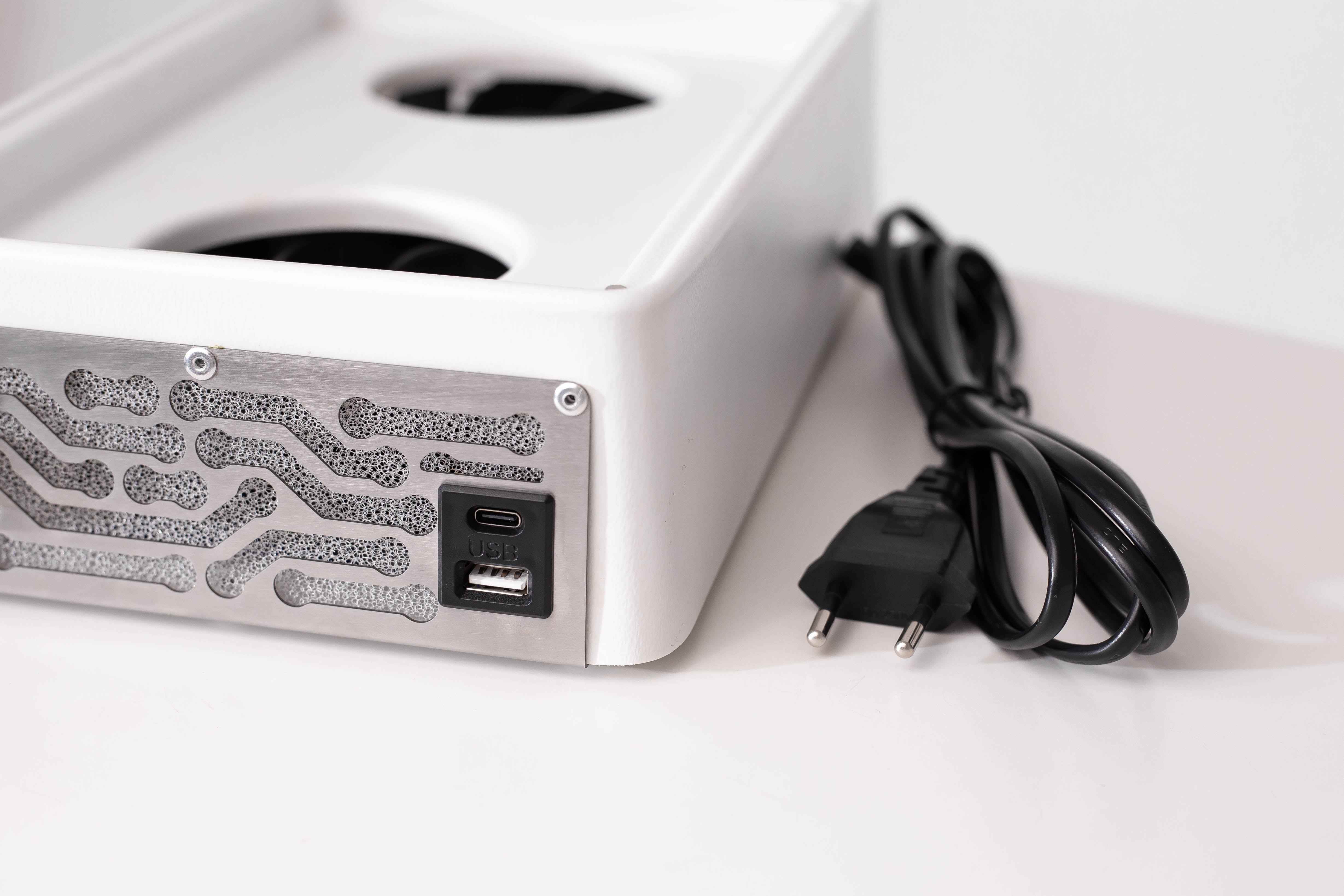 ULKA NANO Dust Collector in White