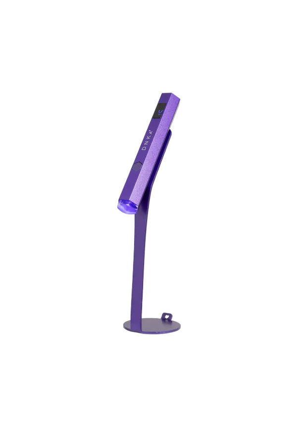 Lampe à manucure UV « Lumos Light » de DNKa, violette