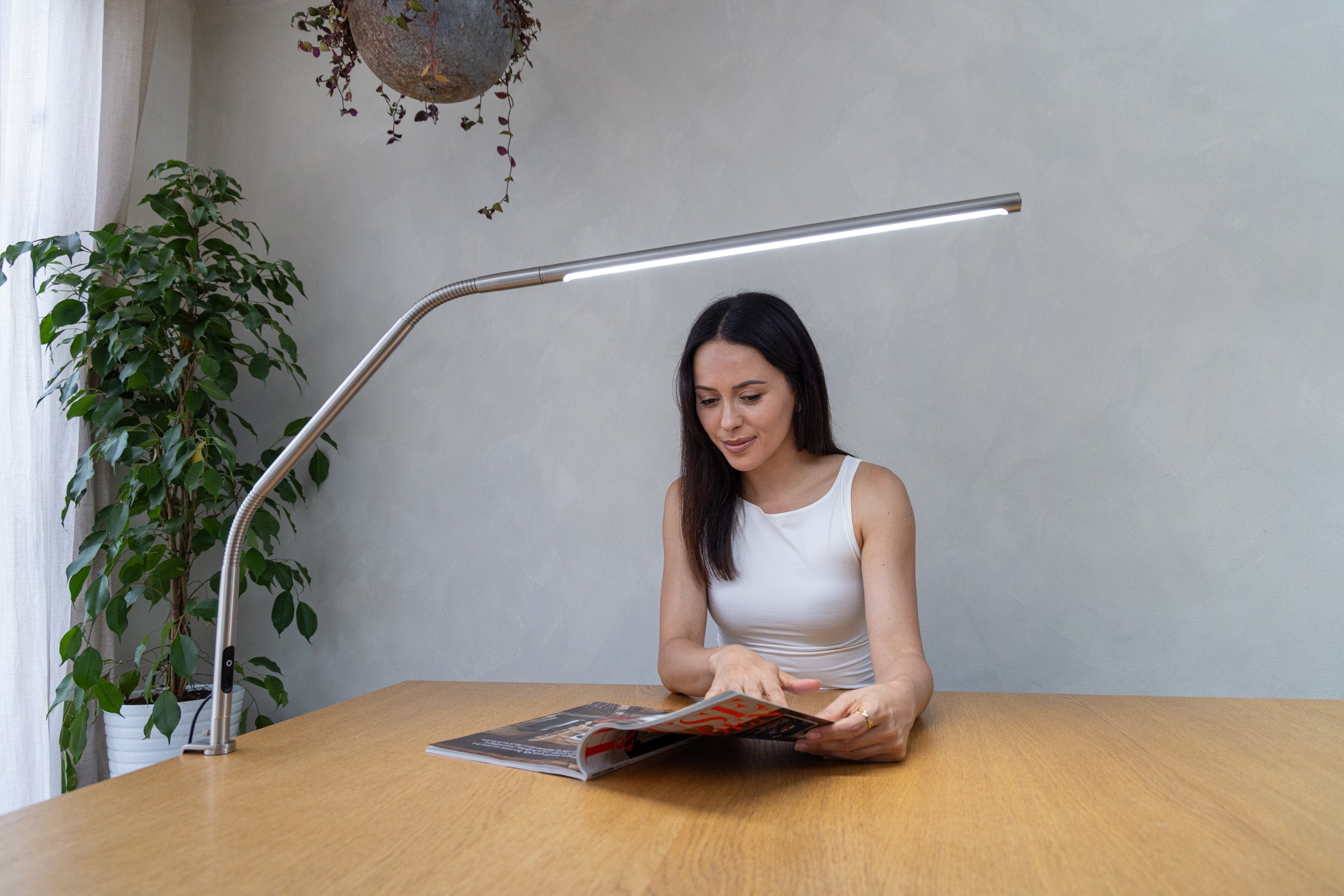 Lampe de table LED Daylight avec support [Slimline 4 Brushed Steel]
