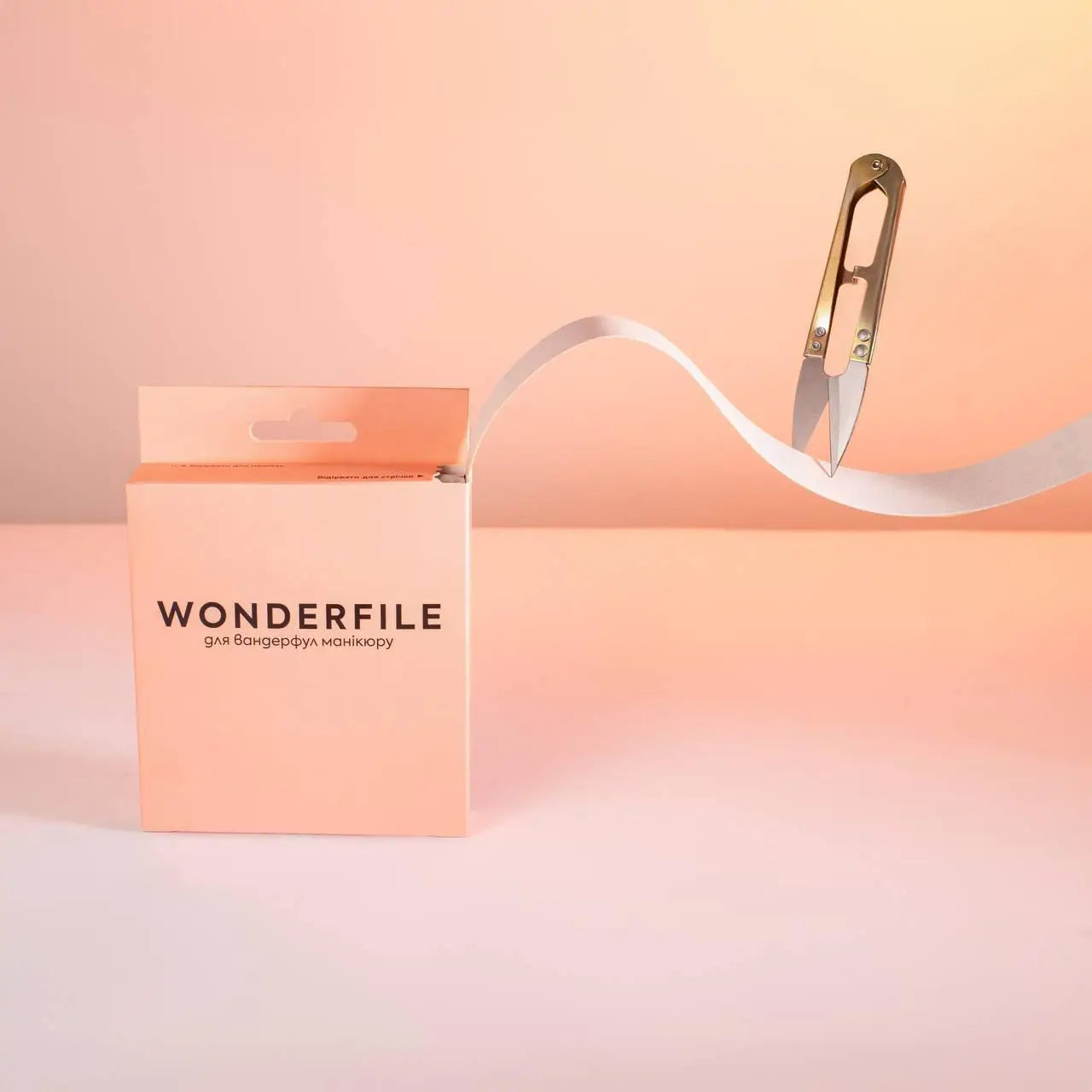 Wonderfile Interchangeable file-tape 130x15mm, 150gr, 7m. With scissors. 