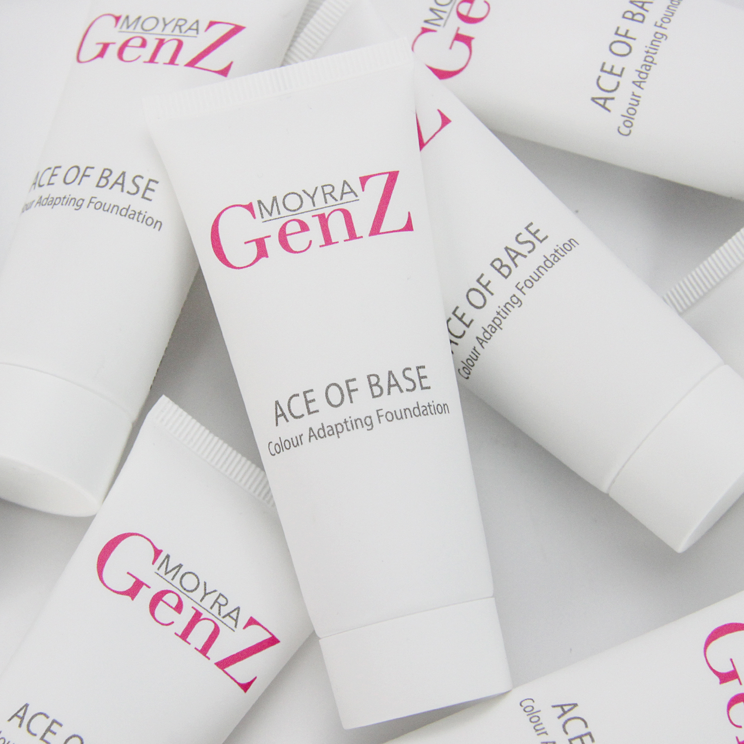 MOYRA GenZ Ace of Base Colour adapting foundation, 25 ml