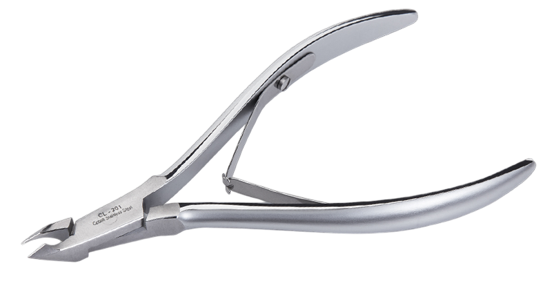 Pince à cuticules NGHIA CL.205 5 mm