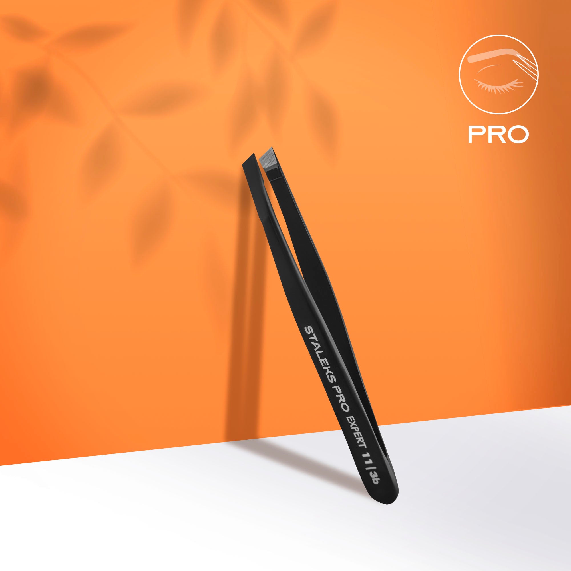 STALEKS Pince à sourcils EXPERT Noir [TE-11/3B]